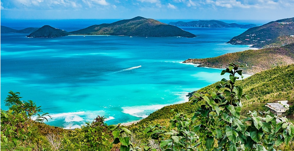 Top 5 Places To Paddle Board In The Virgin Islands