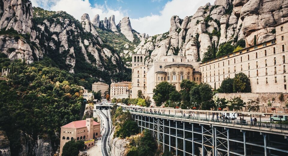 Best Montserrat Monastery Tours From Barcelona