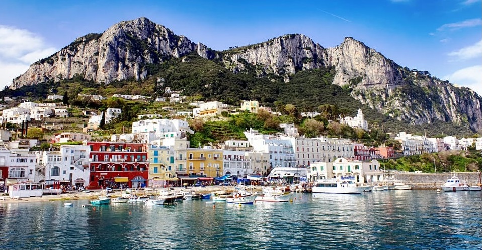Best Capri Boat Tours From Naples
