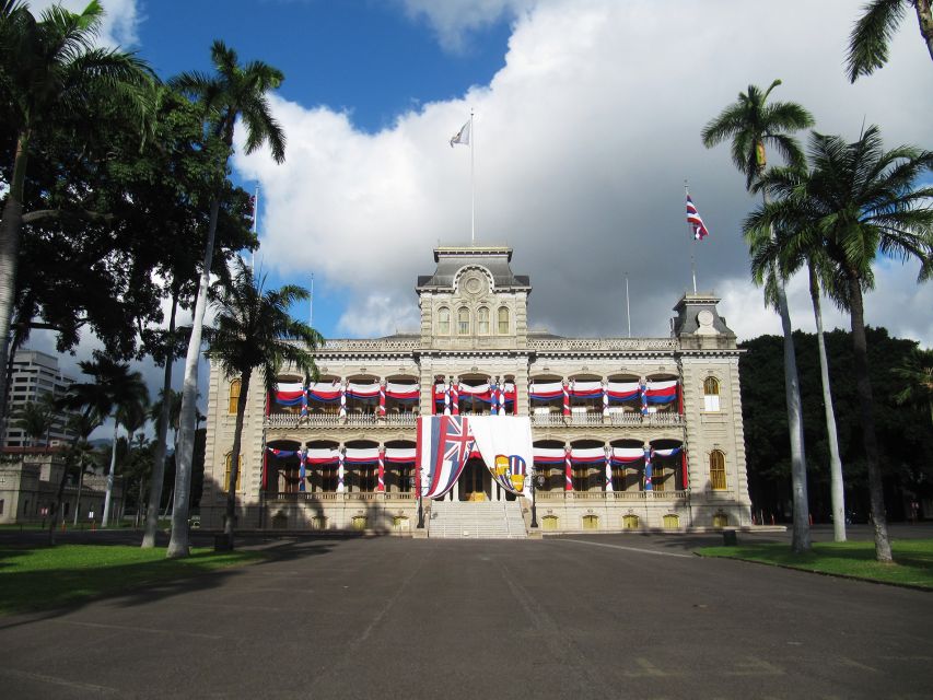 Oahu: Pearl Harbor, USS Arizona, and City Highlights Tour