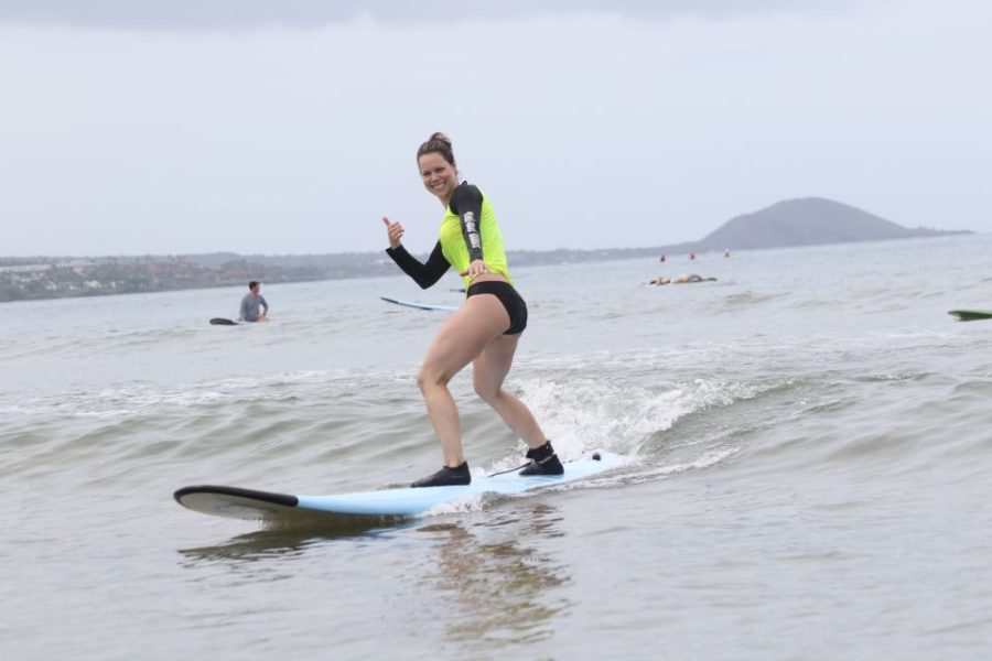 best surfing lessons in maui