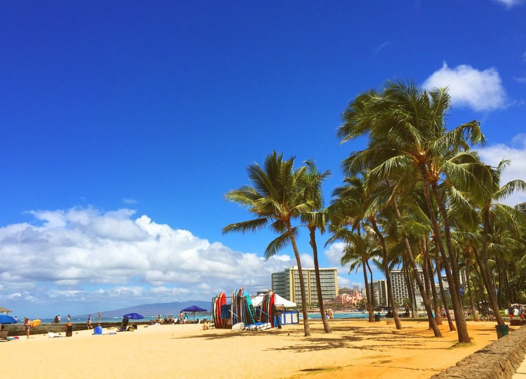 Honolulu beach oahu hawaii hotels world travel guides
