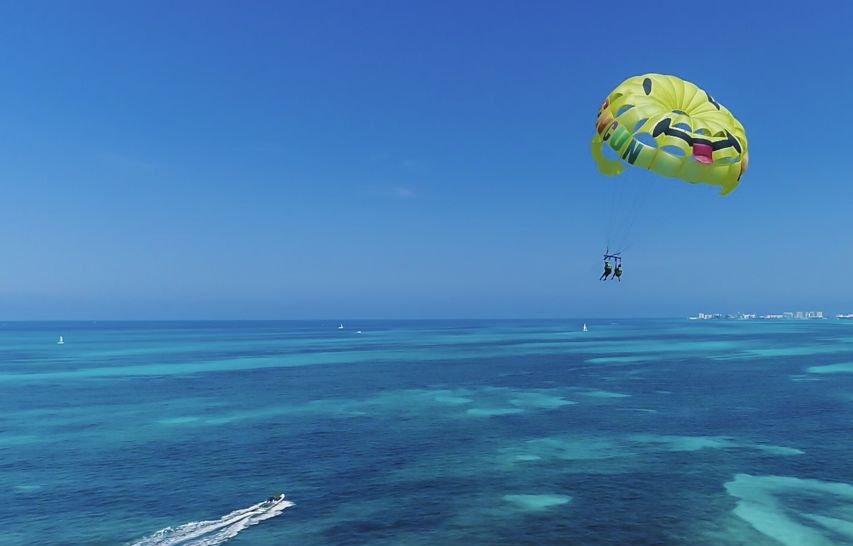 best parasailing in oahu honolulu