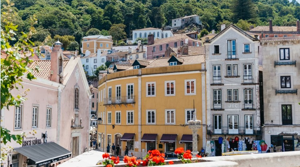 Best Day Trips from Lisbon to Sintra