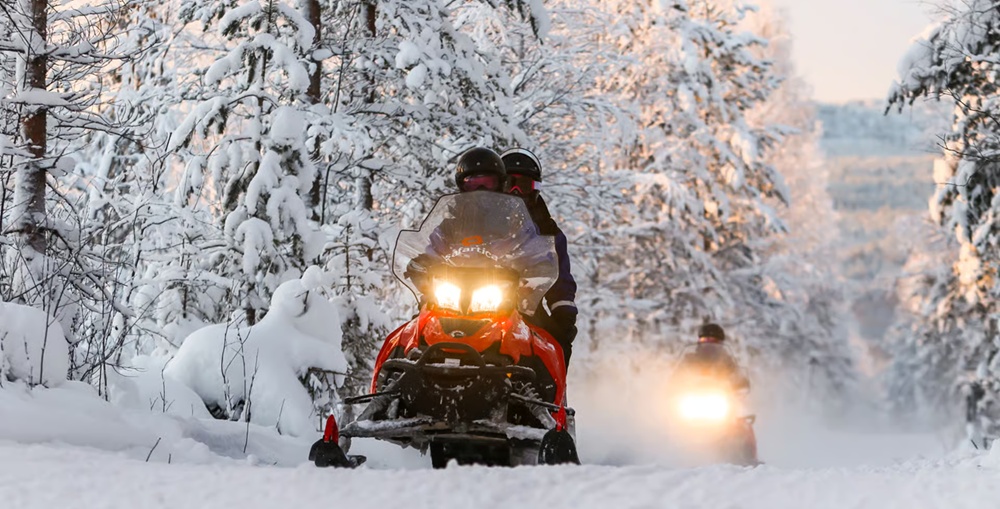 Best Rovaniemi Snowmobiling Tours